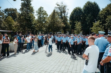 Nakon brutalnog napada na policiju u Banjaluci: Mihajlo Jović u pritvoru, ocu mjere zabrane