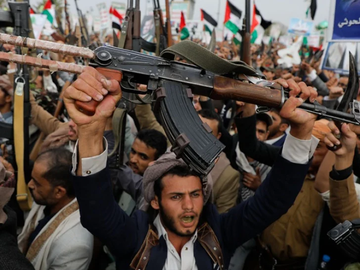 Huti zauzeli ključne tačke na Crvenom moru: Iran povlači konce, Bab el-Mandeb postaje novi front