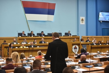 Desio se presedan u NSRS: Iz SDS optužuju vlast za kršenje Poslovnika i poručuju da će opet predložiti Petrovića za potpredsjednika