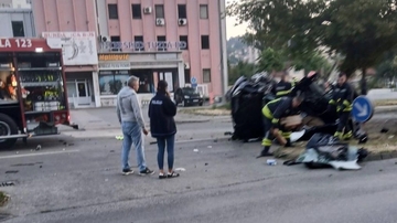 Teška nesreća kod autobuske stanice u Tuzli