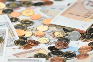 Građani i firme digli rekordan iznos kredita: U BiH za godinu zaduženje poraslo za 2,4 milijarde KM