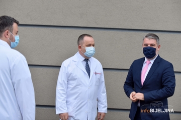 Višković i Šeranić danas u posjeti bijeljinskoj bolnici