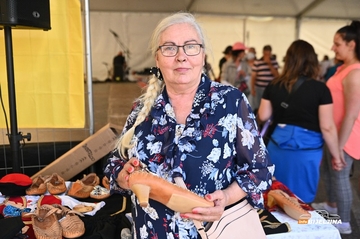 Mira iz Laktaša jedina u BiH izrađuje opanke, a napravila je i jednu zanimljivu kombinaciju! (FOTO)