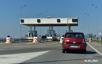 Vozio 215 kilometara na čas, dozvoljeno 130