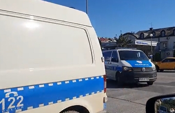 BLOKADA SAOBRAĆAJA Veliki broj pripadnika MUP RS na protestima u Istočnom Sarajevu (VIDEO)