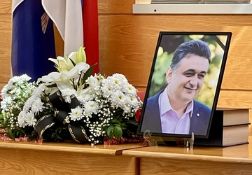 Zlatan Lazarević ispraćen riječima zahvalnosti i sjećanja u Bijeljini