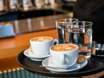 Čemu je nekad služila čaša vode uz kafu