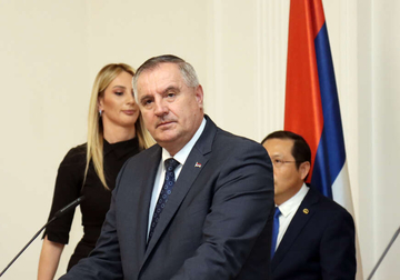 “Upoznaj Srpsku, upoznaj svoje” Premijer Višković ugostio studente iz Kosovske Mitrovice