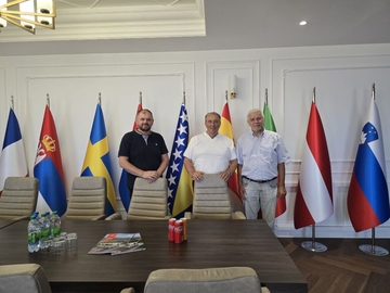 Bijeljina: Milenko Stevanović donirao 10.000 KM za obnovu Salihbegovićeve džamije 