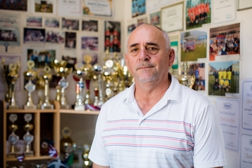 Milomir Jamina iz bijeljinskog „Orla“ 40 godina sa kolegama učestvuje na radničkim sportskim igrama