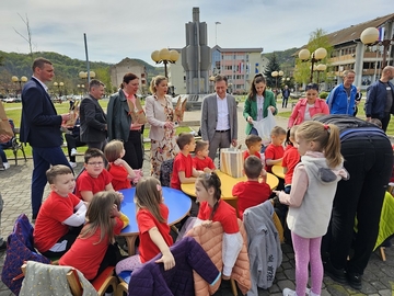 Vaskršnja radionica u Ugljeviku za mališane: Radovanje od srca