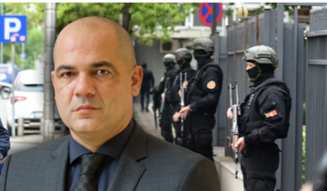 "Zabole nas, mi smo kriminalci" Isplivale tajne “Skaj” poruke predsjednika Budve, evo za šta se sve tereti