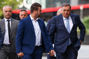 Počeo sastanak lidera SNSD-a, HDZ-a i "trojke“