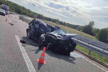 Detalji nesreće na auto-putu: „Audi“ se sudario s kamionom, vozač u bolnici