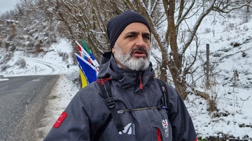 Enveru Beganoviću na putu do Meke ne smetaju ni snijeg ni niske temperature