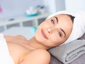 Poznati plastični hirurg otkriva: Najbolji kućni tretman protiv bora bez igala i bolova