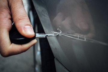 Kako zaštititi automobil od ogrebotina?