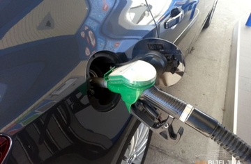 Vozače dočekao HLADAN TUŠ, cijene goriva bilježe ogroman skok, dizel uveliko prešao 3,20 KM