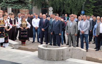 Položeni vijenci za 1.080 boraca VRS