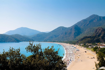 "Bakterija koja jede meso" širi se Mediteranom, stručnjaci upozoravaju turiste