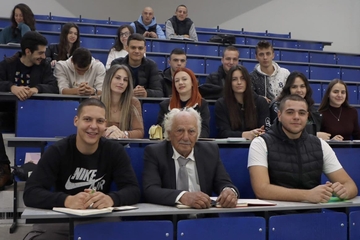Penzioner upisao Mašinski fakultet: Klupu dijeli sa studentima mlađim 70 godina
