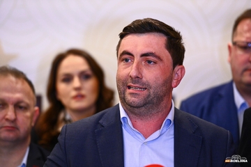 Prvi čovjek Bijeljine se hvata za slamku