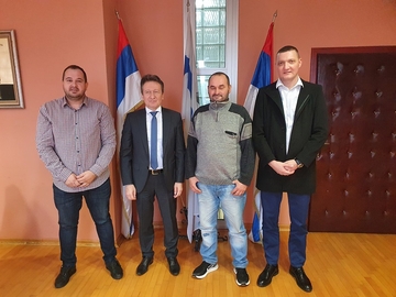 “Imao sam žarku želju da doniram bubreg Zorici” Humanista iz Bogutovog Sela na prijemu kod načelnika Ugljevika Perića