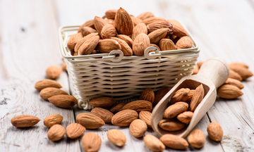 Mnogi vjeruju da su namočeni bademi hranljiviji: Naučnici provjerili da li ovaj trik djeluje