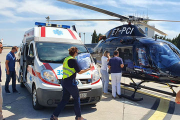 Helikopterski servis Srpske: Na UKC transportovana djevojčica (12) i žena povrijeđene u nesreći u Trebinju