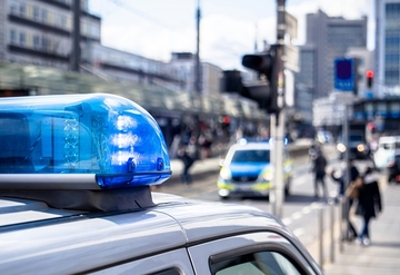 Strava u Austriji: Sirijac izbo pet prolaznika, ubijen četrnaestogodišnjak