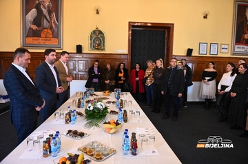 Predstavnici Gradske uprave organizovali prijem za novinare (FOTO)