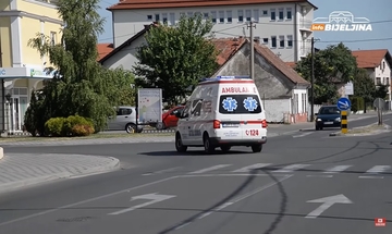 Nova pravila u saobraćaju: Tokom zastoja će se morati praviti prolaz za hitne službe (VIDEO)