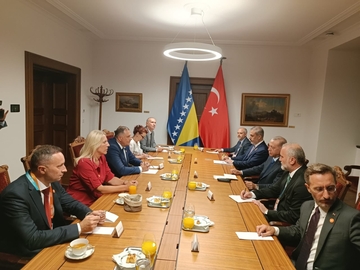 Erdogan obećao Dodiku da će posjetiti Banjaluku