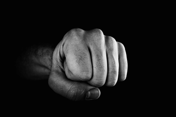 Trebinjac optužen da je sugrađaninu nanio trajni gubitak sluha nakon brutalnog premlaćivanja