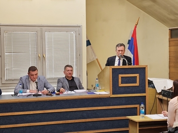 Ugljevički parlament o lokalnoj kasi: Budžet za narednu godinu 22,8 miliona, besplatni udžbenici osnovcima