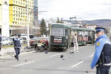 Svjedok užasne nesreće: Prije ulijetanja u krivinu vozač je mahao rukama