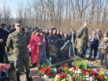 Ugljevik: Obilježene tri decenije od pogibije srpskog junaka pukovnika Milana Jovića 