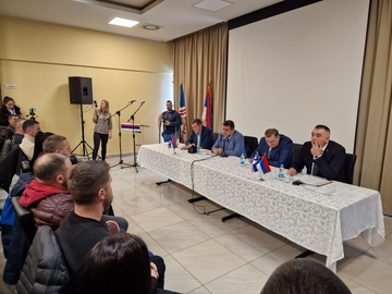 Predsjednik Srpske razgovara sa poljoprivrednicima u Semberiji (FOTO)