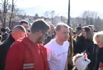 STANIVUKOVIĆ POVRIJEĐEN NAKON PLIVANJA ZA ČASNI KRST: Reagovala Hitna pomoć