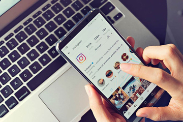 Facebook i Instagram počinju da naplaćuju plavu "značku"