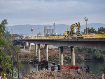 Sutra otvaranje mosta u Karakaju za teretni saobraćaj
