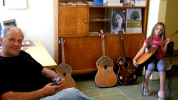 Raspust za samo jednog đaka: Seosku školu na Zaborku kod Čajniča sada u životu održava Dragana Racković