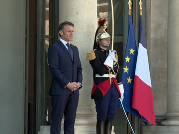 Skandal između Engleske i Francuske, Makron nije htio pričati na engleskom