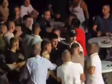 Masovna tuča na koncertu Amadeus benda: Napadnut policajac (VIDEO)