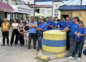 Radnici AD "Grad" Bijeljina u štrajku “Ne damo da i naše preduzeće završi na groblju propalih firmi”