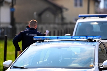 U Dvorovima provaljeno u ugostiteljski objekat, oštećen aparat za kockanje