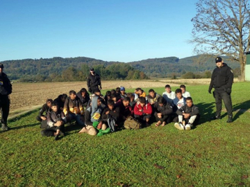 Identifikovano osam potencijalno opasnih migranata u BiH