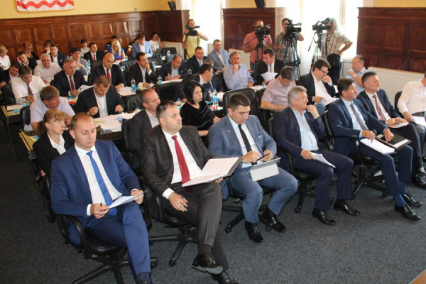 Pet miliona KM za infrastrukturu