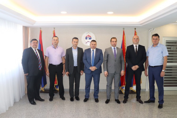 Sastanak sa direktorima svih šest KP zavoda u RS