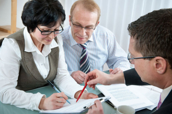 Sumnjivi ugovori teški 203 miliona